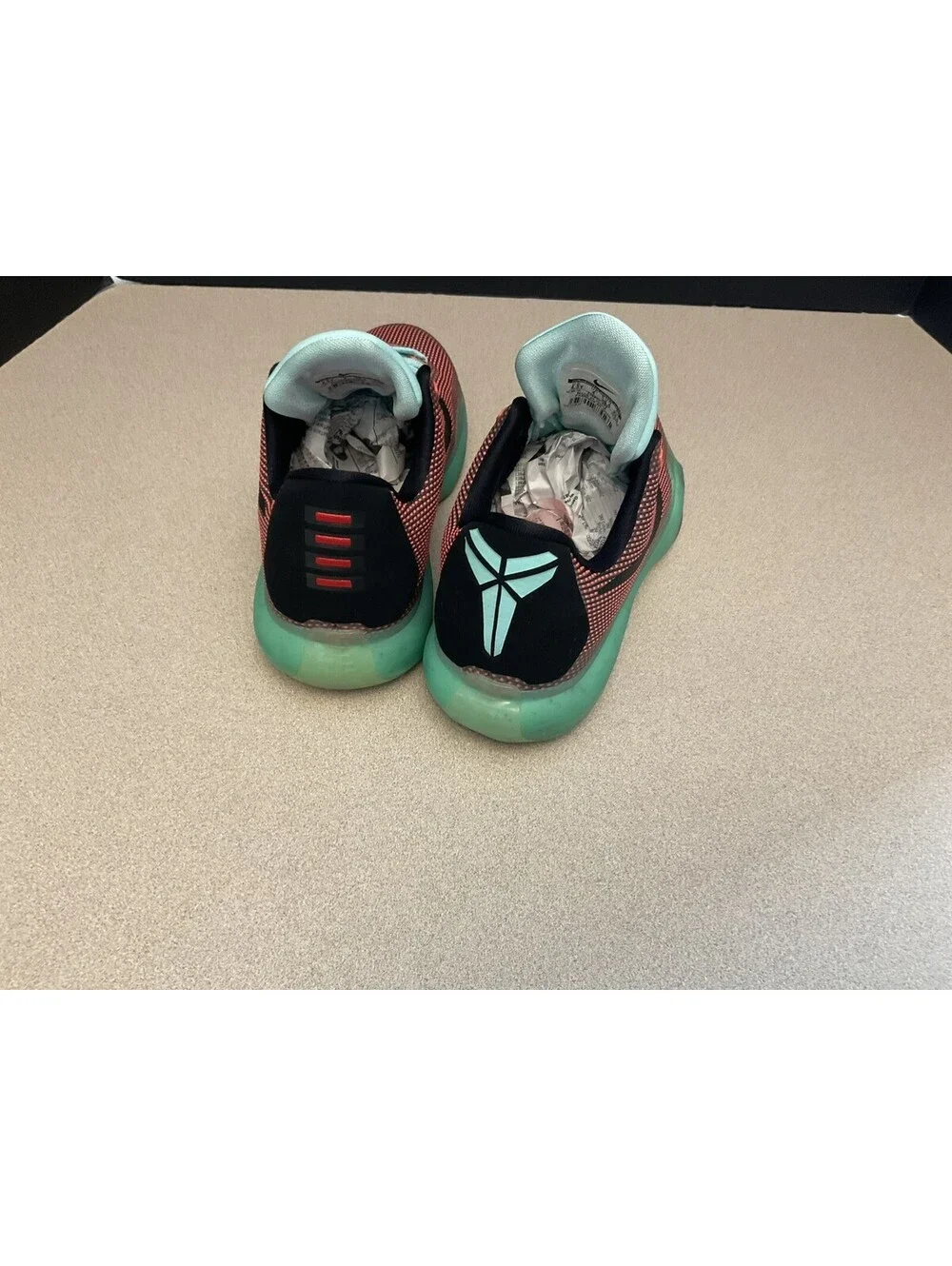 Youth’s Nike Kobe Bryant X 10 “Easter”Hot Lava Sunset Glow Shoes. Size 4.5Y.